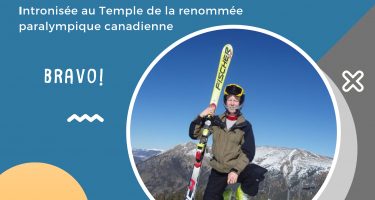 Photo: Viviane Forest sur une pente de ski. Texte: Viviane Forest intronisée au Temple de la renommée paralympique canadienne. Bravo!