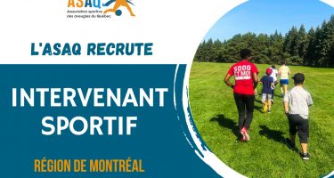 Logo ASAQ. L’ASAQ recrute Intervenant sportif. Région de Montréal. Photo : Programme DSPM Montréal-Athlétisme. Les jeunes courent accompagnés des deux intervenantes sportives.