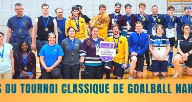 Photo de groupe – participants, bénévoles, arbitres – Tournoi Classique de goalball Nancy-Morin.